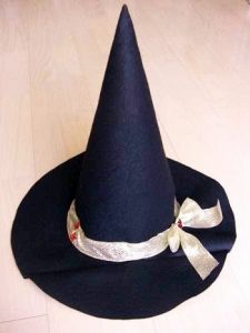 ハロウィンの魔女帽子の作り方 画用紙 フェルトで手作り魔女帽子 トレンドインフォメーション