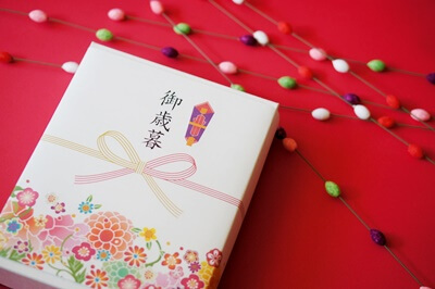 お歳暮のお取り寄せスイーツ10選 高級菓子 おしゃれ 定番ギフトは トレンドインフォメーション お歳暮のお取り寄せスイーツ10選 高級菓子 おしゃれ 定番ギフトは トレンドインフォメーション