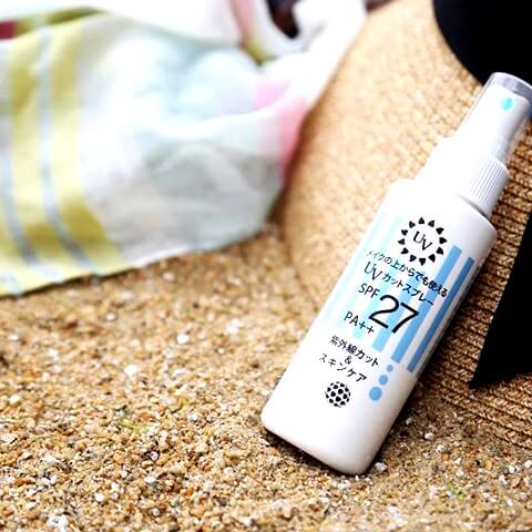 sunscreen with beach