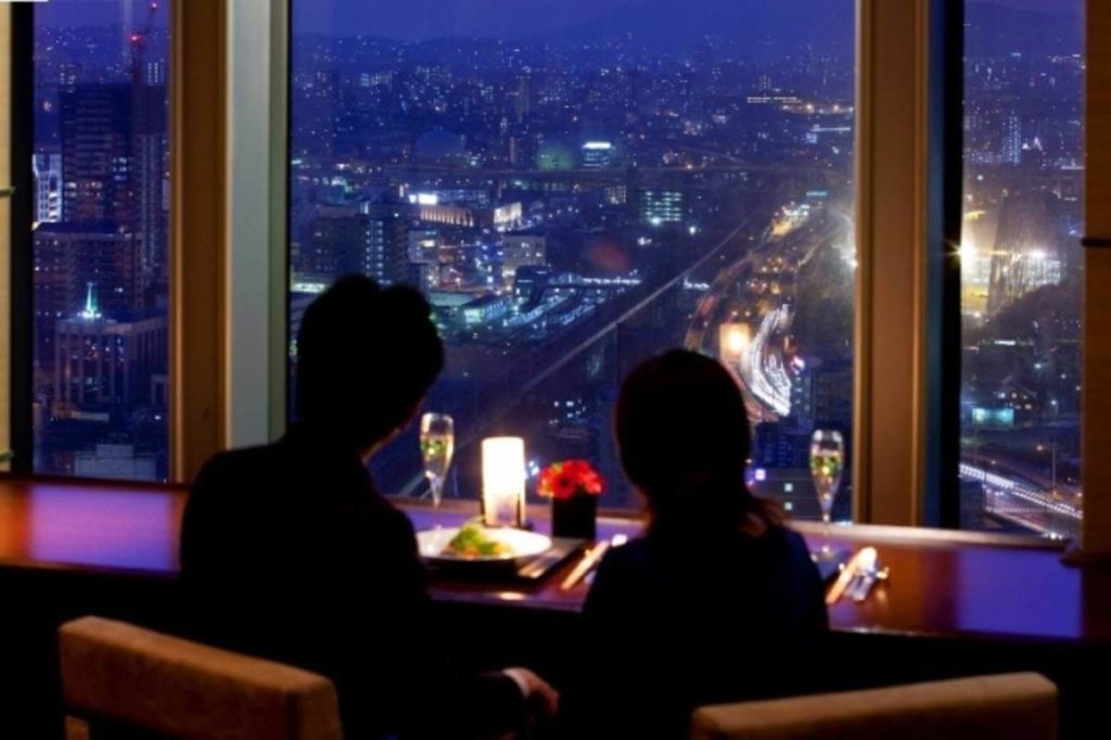 リーガトップ　夜景